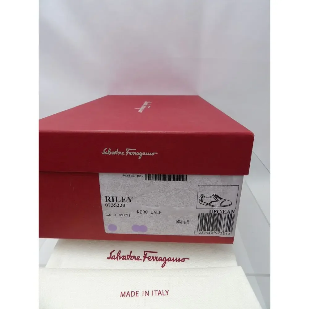 NIB SALVATORE FERRAGAMO RILEY BLACK BROGUE LEATHER LOGO OXFORDS 9 E
